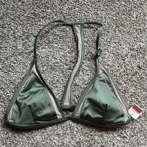 Brand new never worn Victoria’s Secret Pink swim top